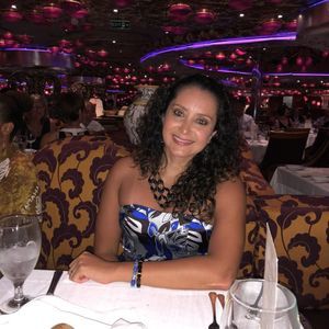 Meet your Posher, Marcela